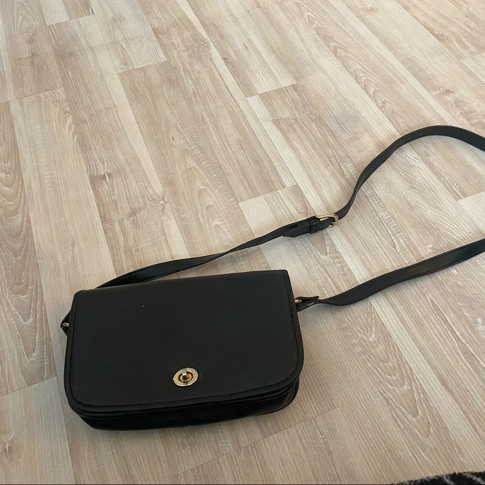 5/25$ leather bag